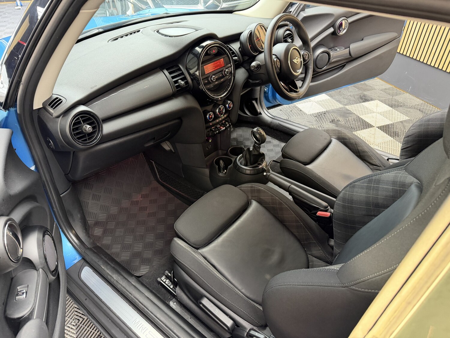 Used MINI Hatch 2017 for sale - 77789297: Photo 33