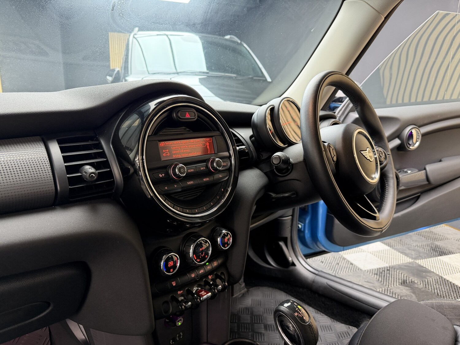 Used MINI Hatch 2017 for sale - 77789297: Photo 36