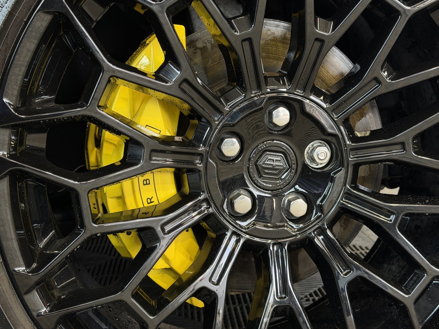 Used Land Rover Defender 2024 for sale - 78070583: Photo 14