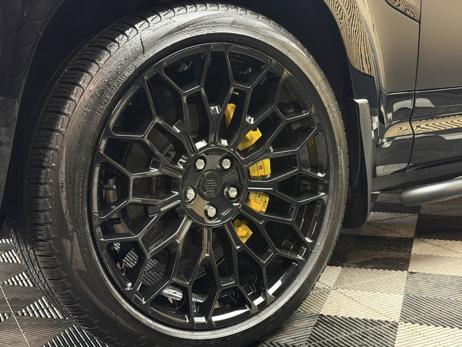 Used Land Rover Defender 2024 for sale - 78070583: Photo 19