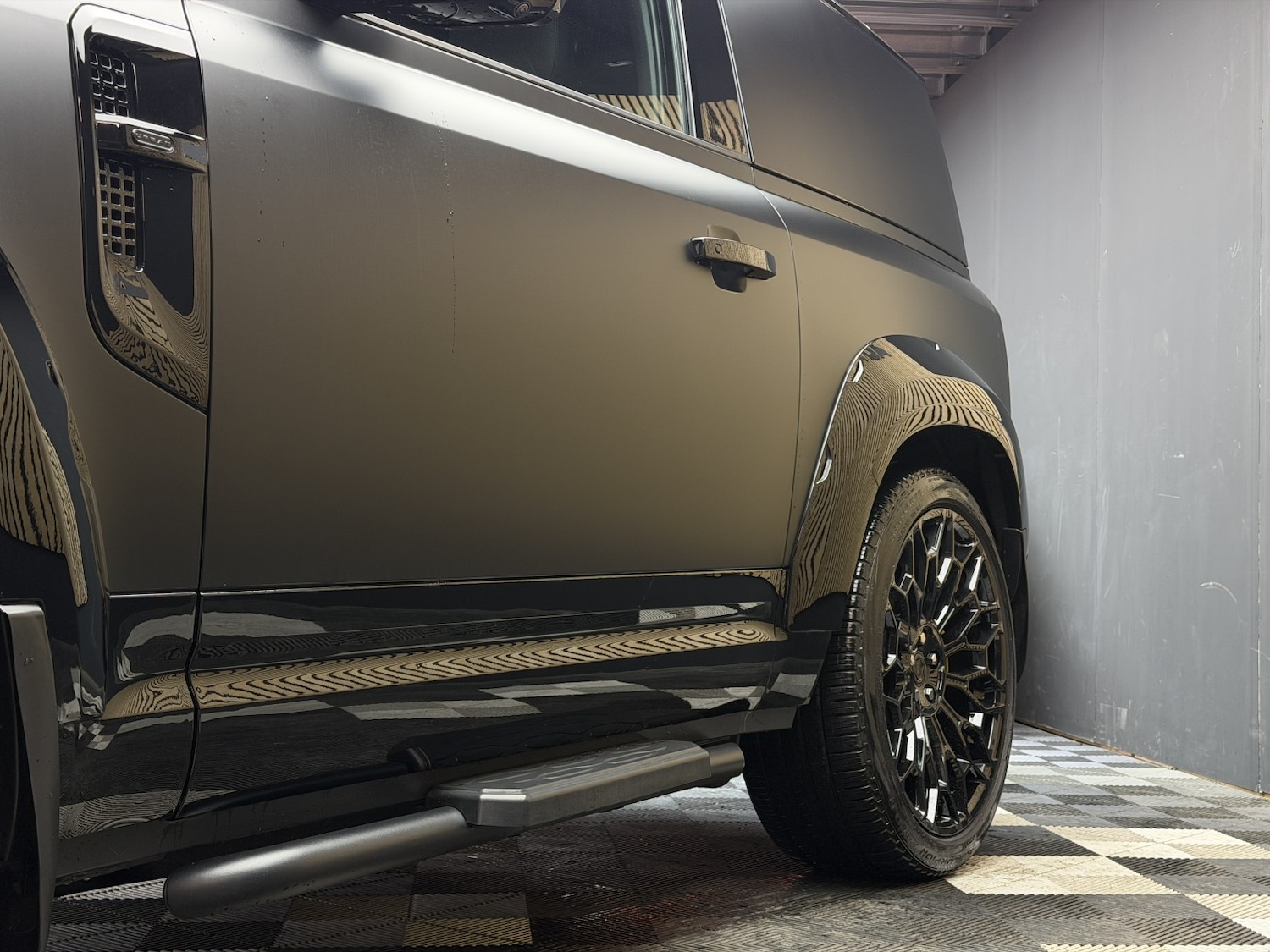 Used Land Rover Defender 2024 for sale - 78070583: Photo 20