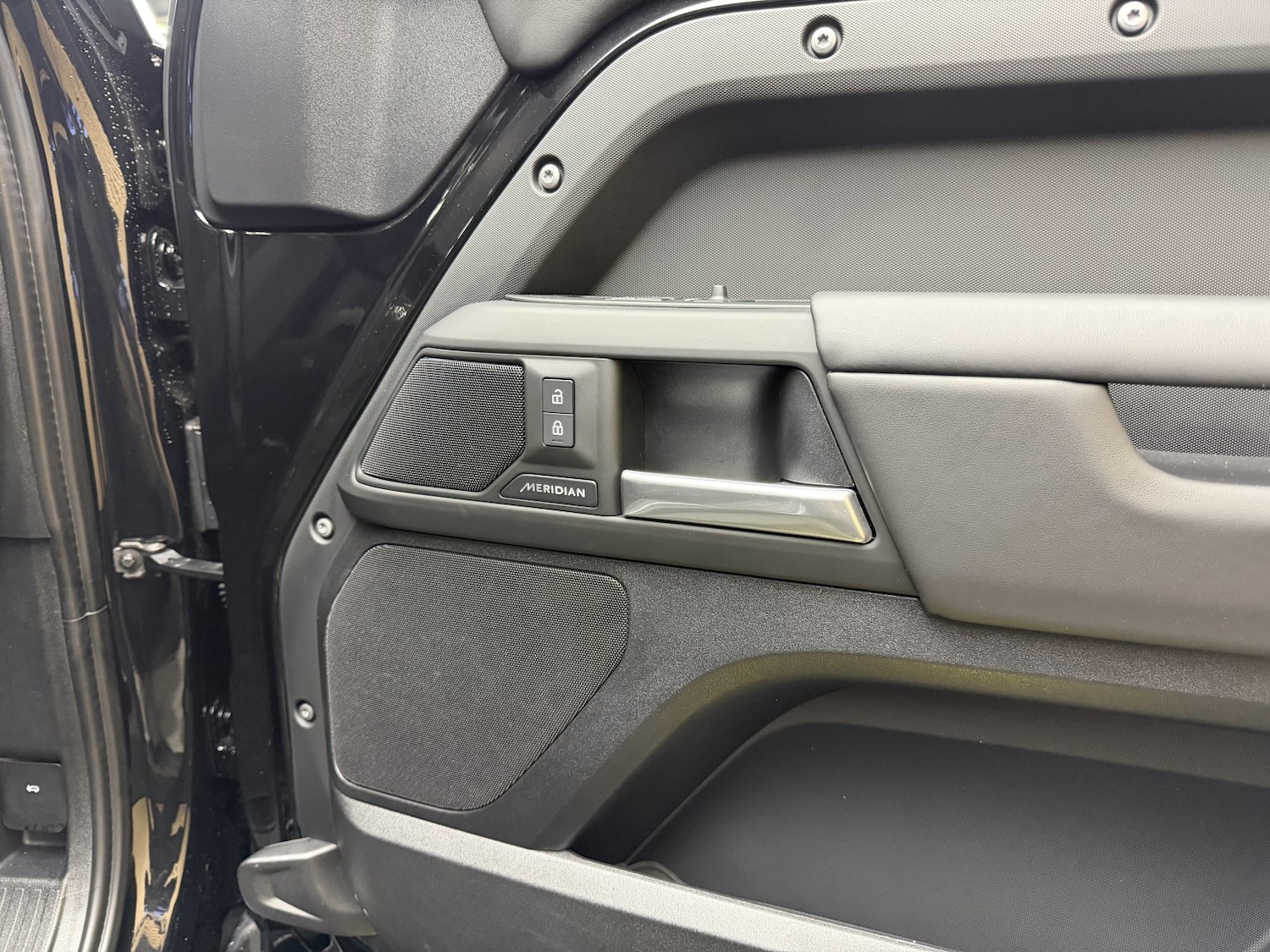 Used Land Rover Defender 2024 for sale - 78070583: Photo 43