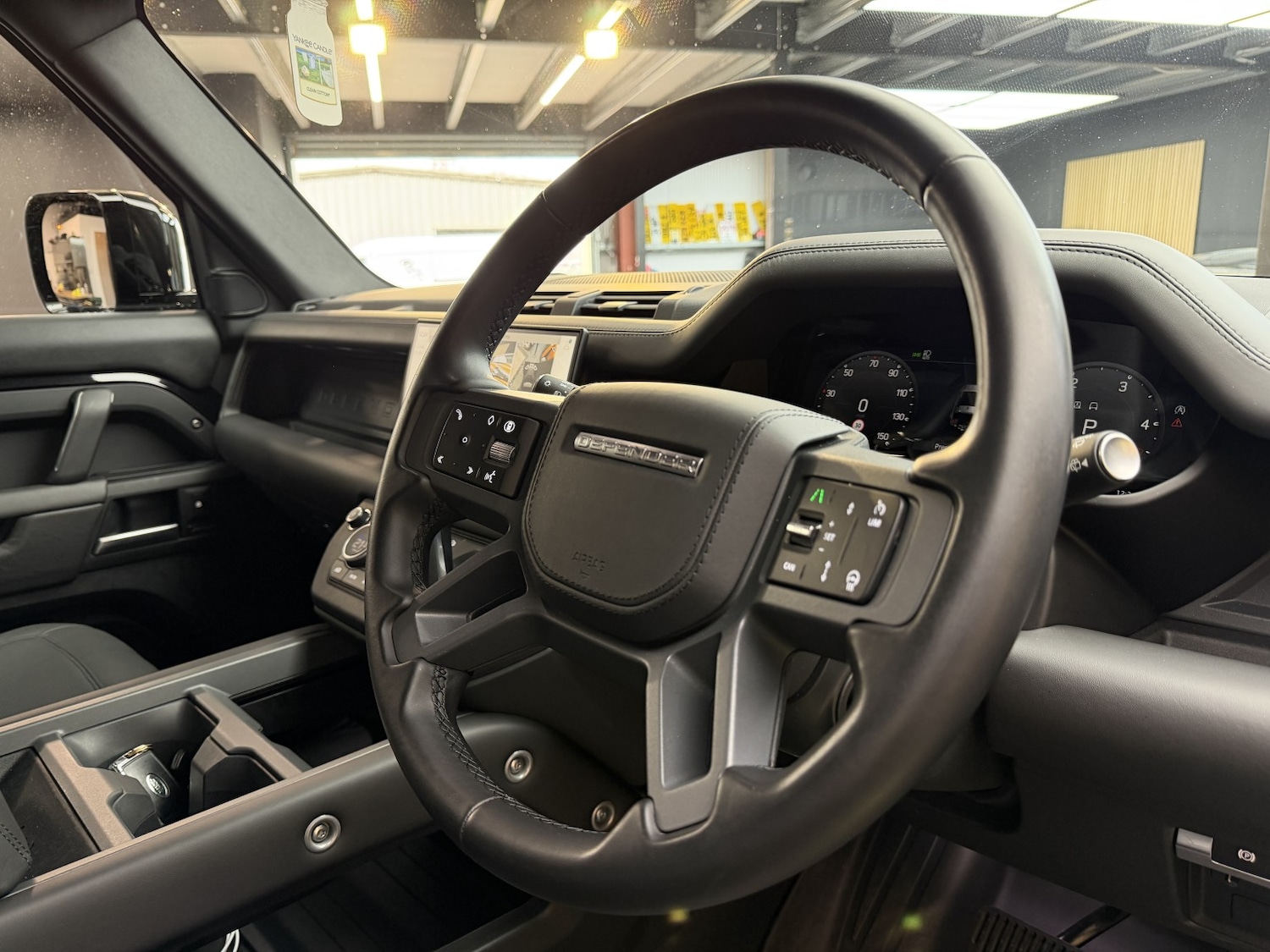 Used Land Rover Defender 2024 for sale - 78070583: Photo 46