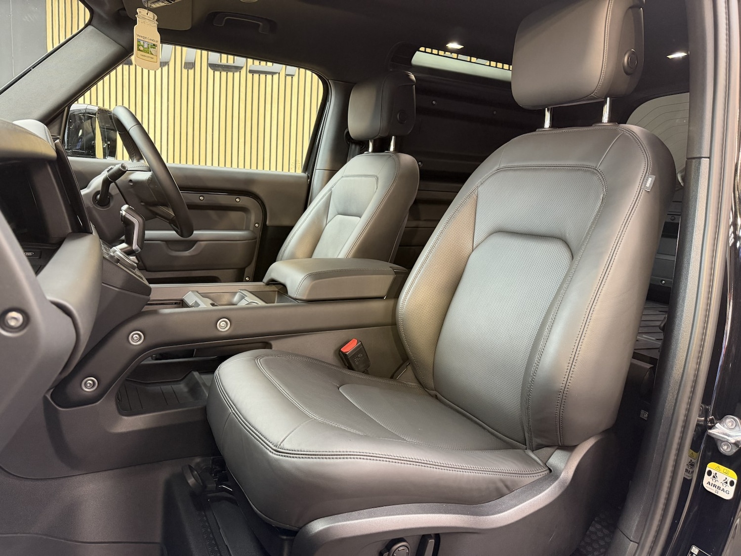 Used Land Rover Defender 2024 for sale - 78070583: Photo 53