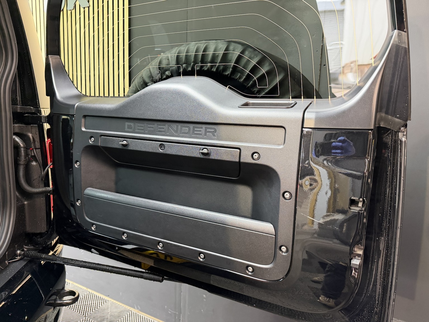 Used Land Rover Defender 2024 for sale - 78070583: Photo 60