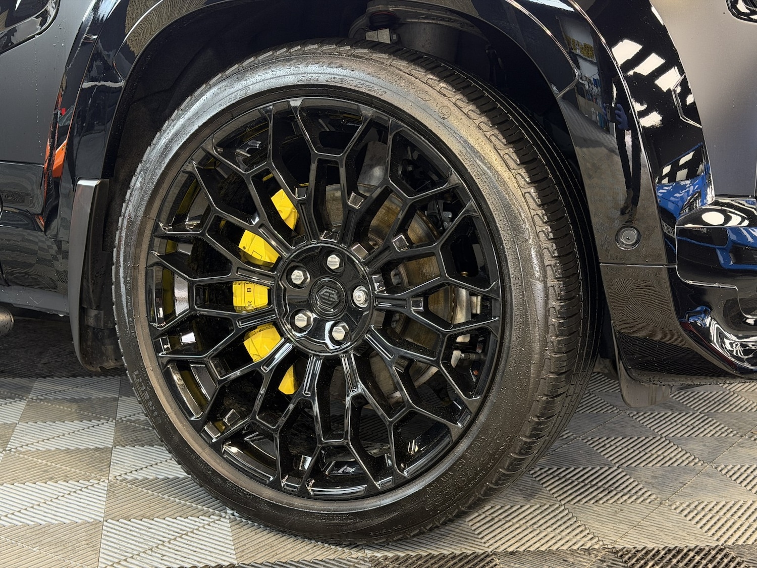 Used Land Rover Defender 2024 for sale - 78070583: Photo 8