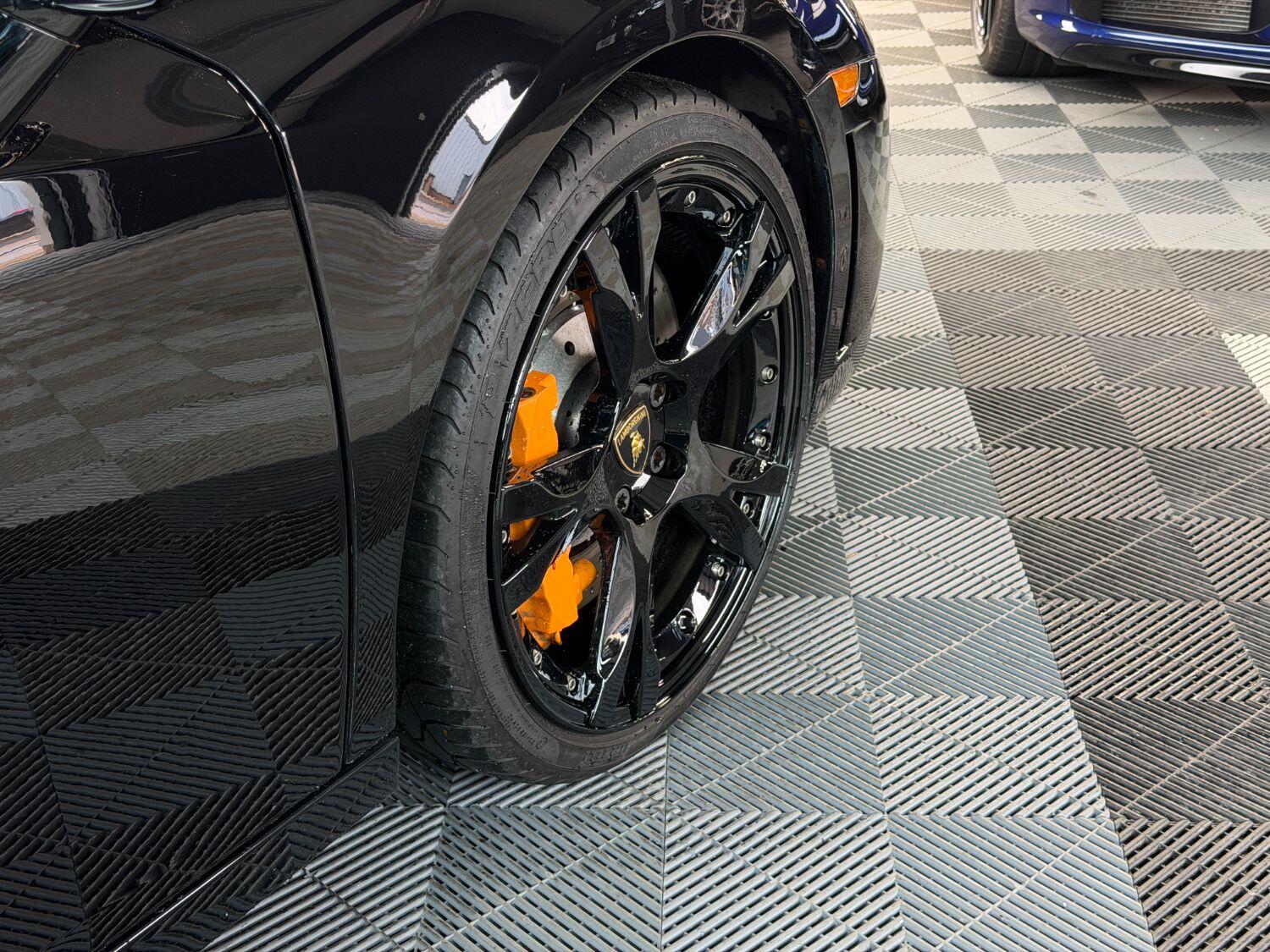 Used Lamborghini Gallardo 2012 for sale - 76637429: Photo 11