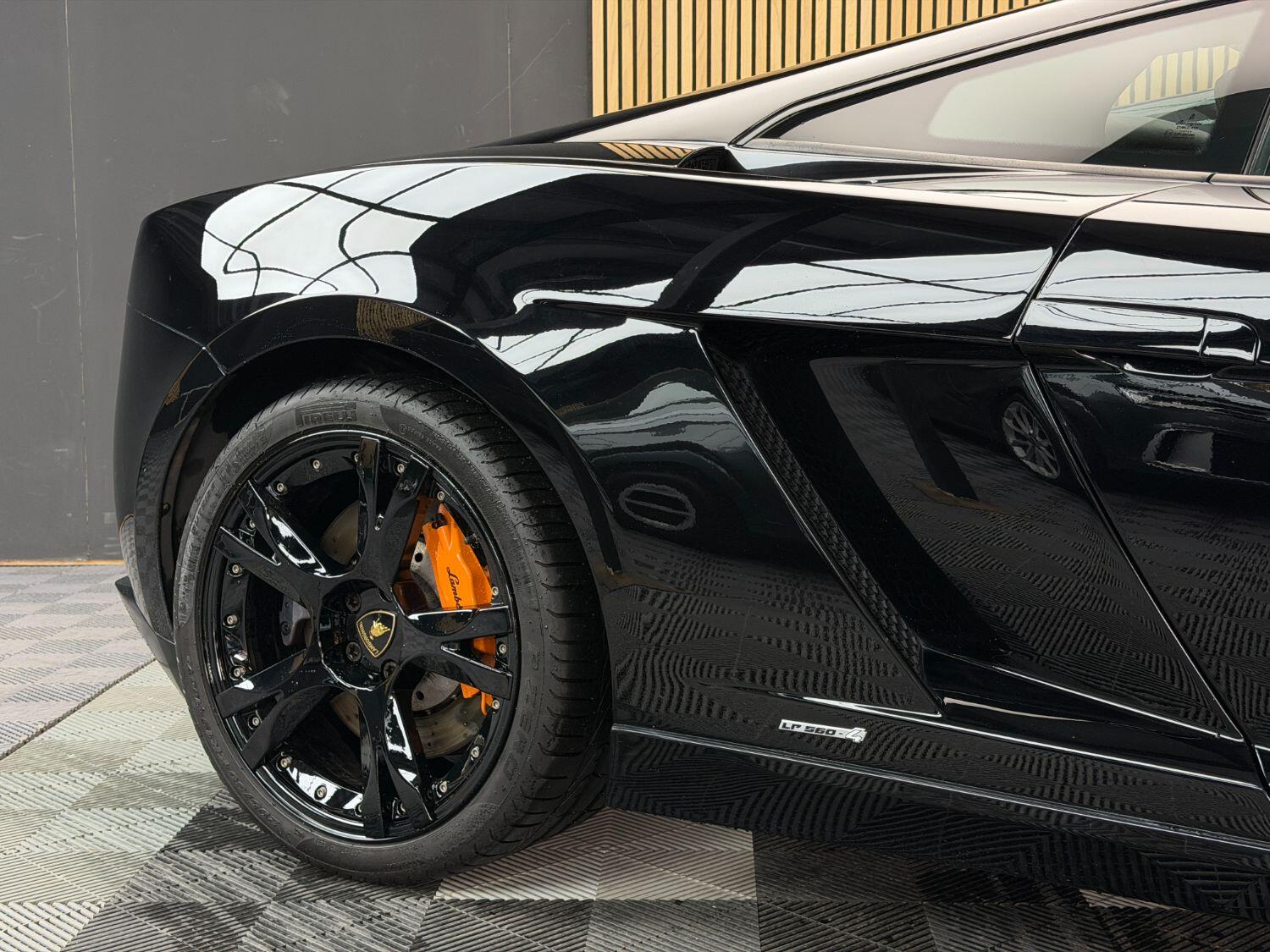 Used Lamborghini Gallardo 2012 for sale - 76637429: Photo 12