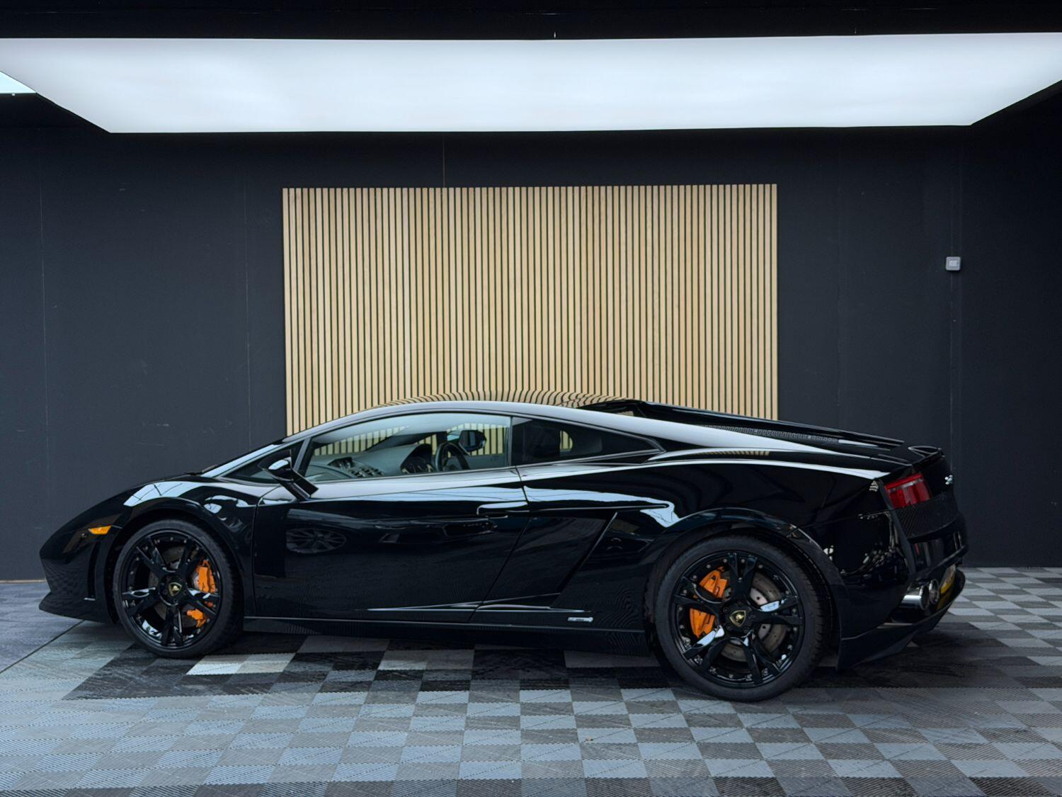 Used Lamborghini Gallardo 2012 for sale - 76637429: Photo 23