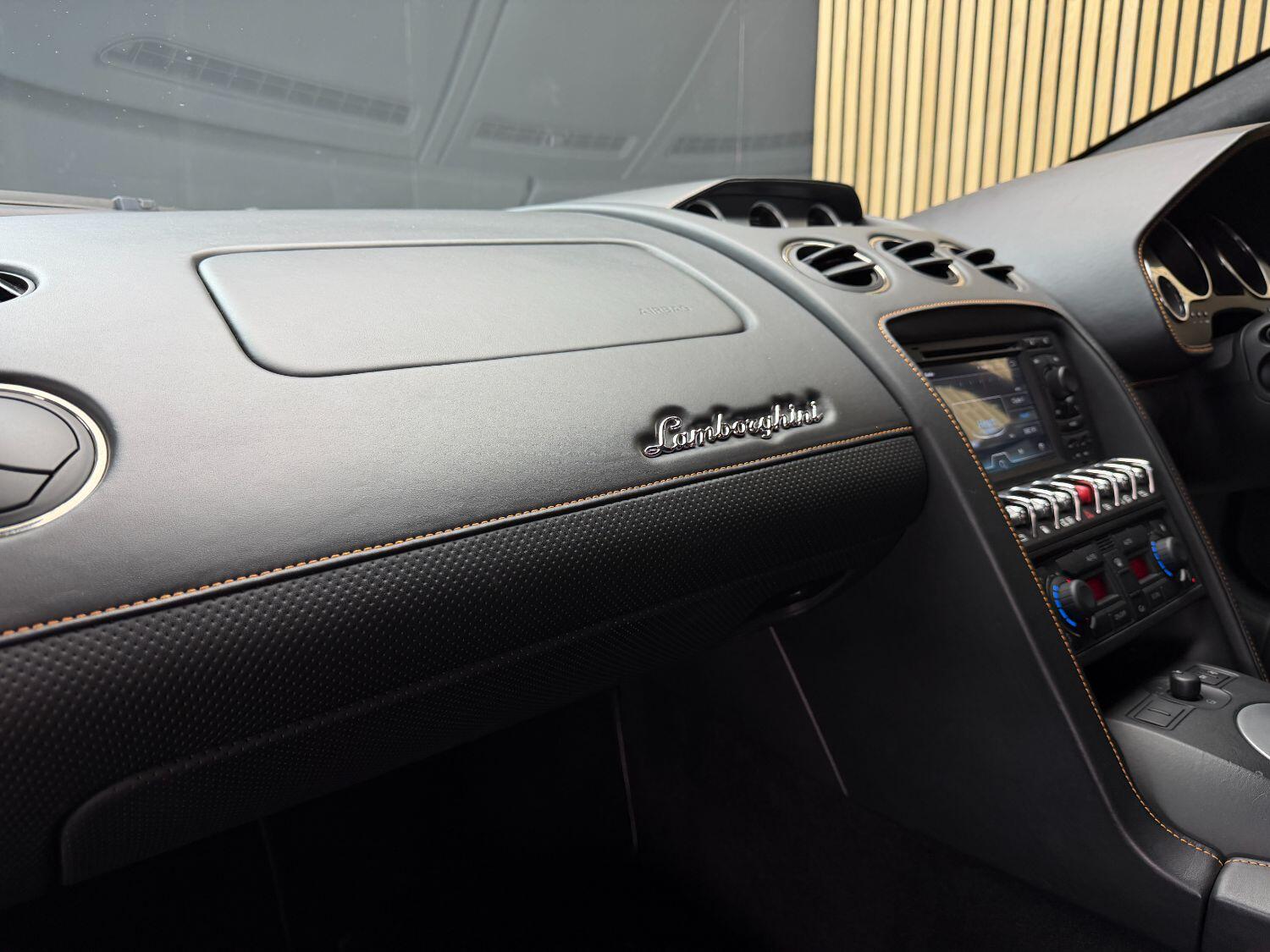 Used Lamborghini Gallardo 2012 for sale - 76637429: Photo 29