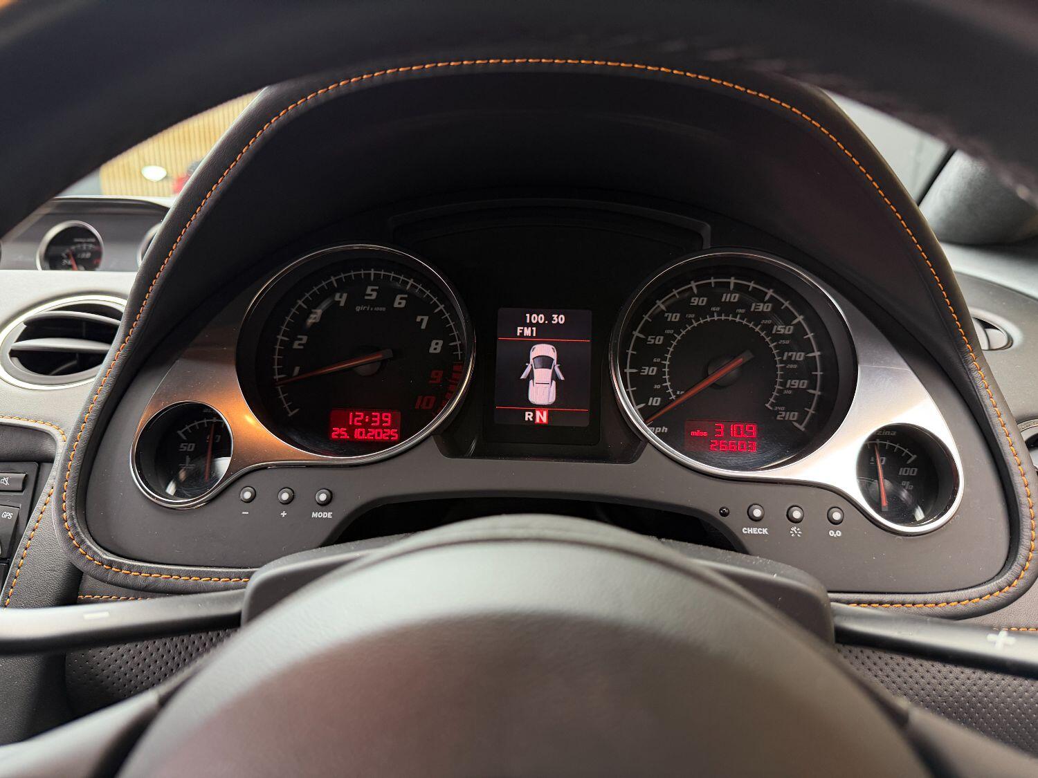 Used Lamborghini Gallardo 2012 for sale - 76637429: Photo 34