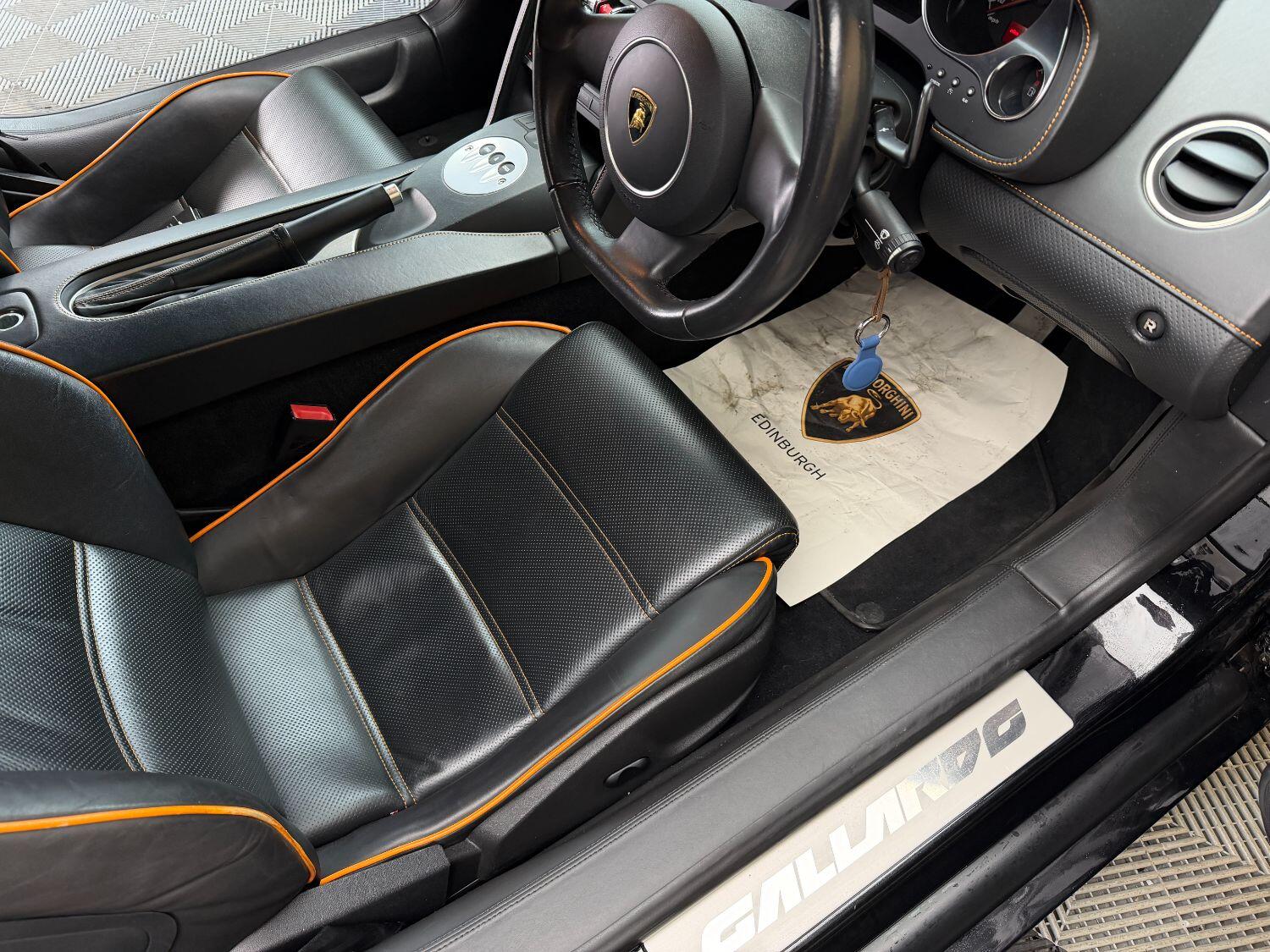 Used Lamborghini Gallardo 2012 for sale - 76637429: Photo 35