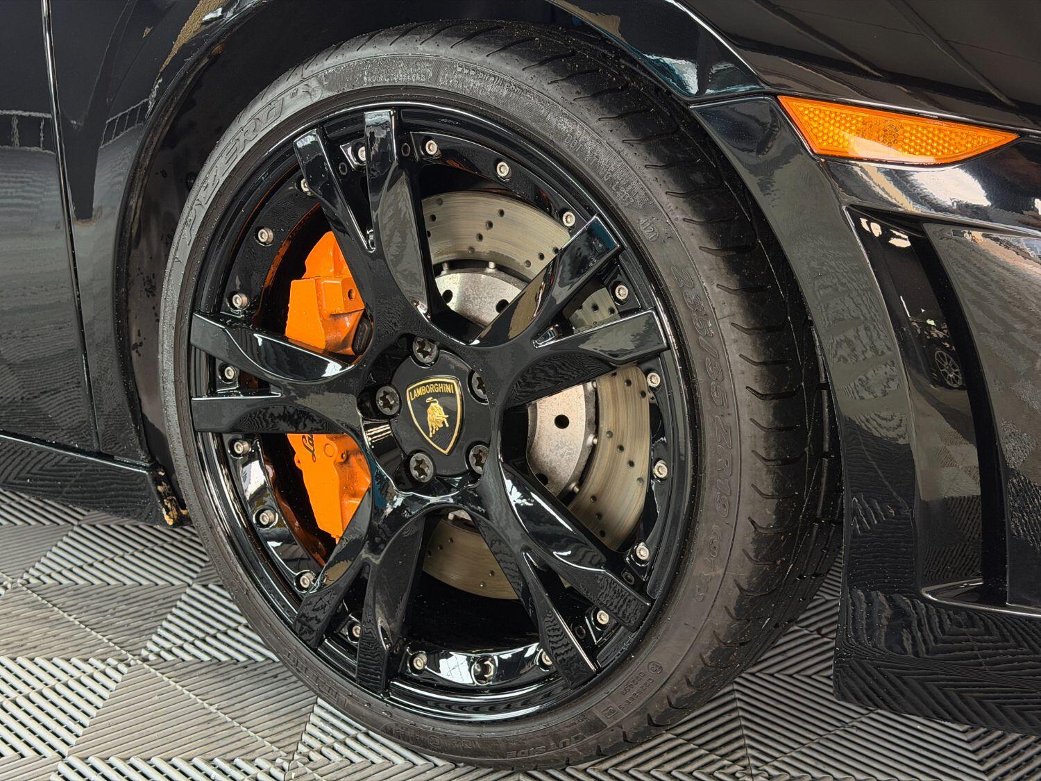 Used Lamborghini Gallardo 2012 for sale - 76637429: Photo 5