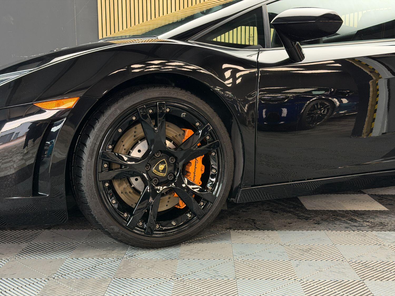 Used Lamborghini Gallardo 2012 for sale - 76637429: Photo 8