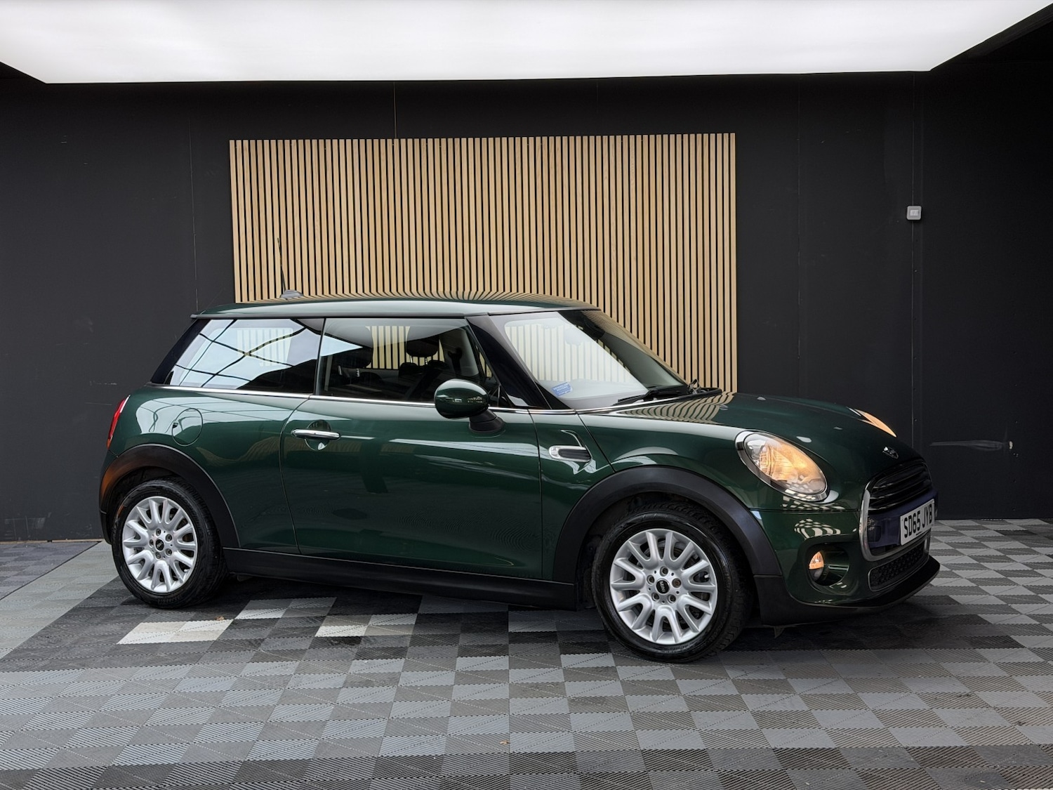 Used MINI Hatch 2015 for sale - 76656219: Photo 1