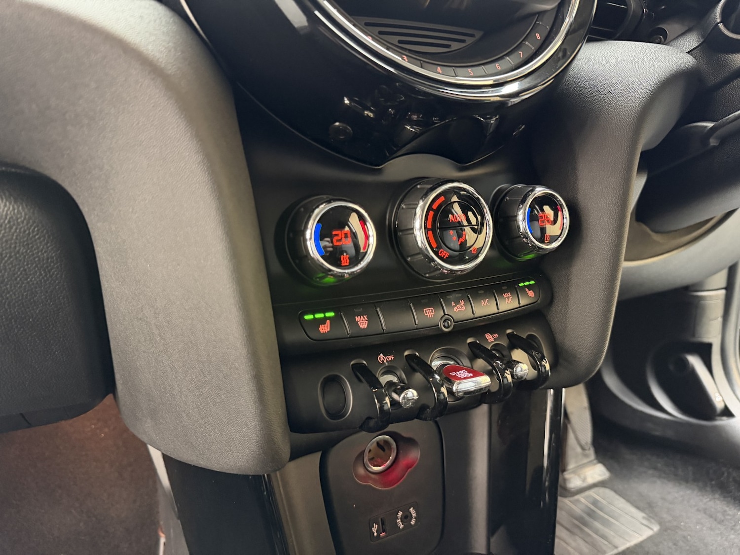 Used MINI Hatch 2015 for sale - 76656219: Photo 15