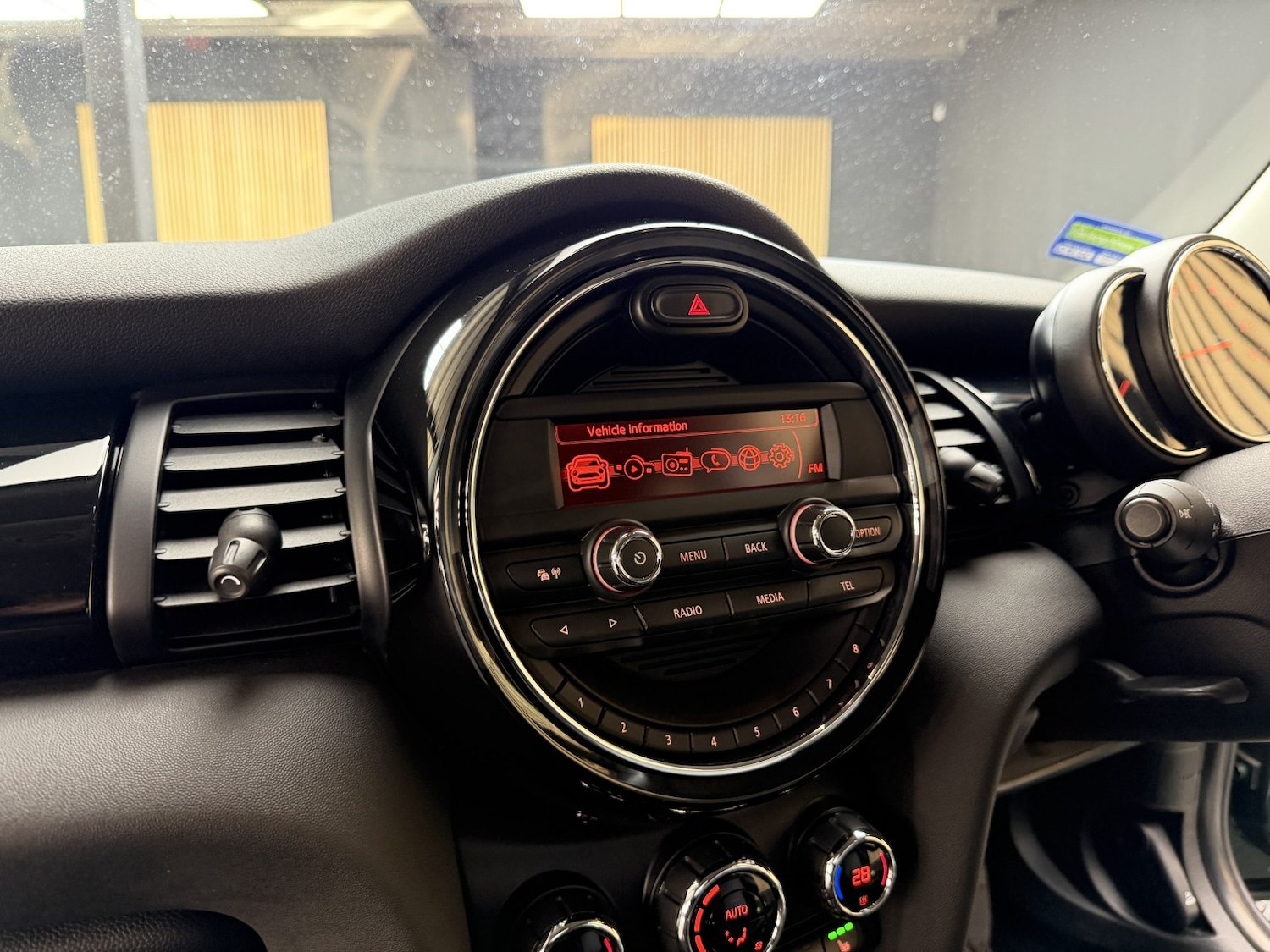 Used MINI Hatch 2015 for sale - 76656219: Photo 16