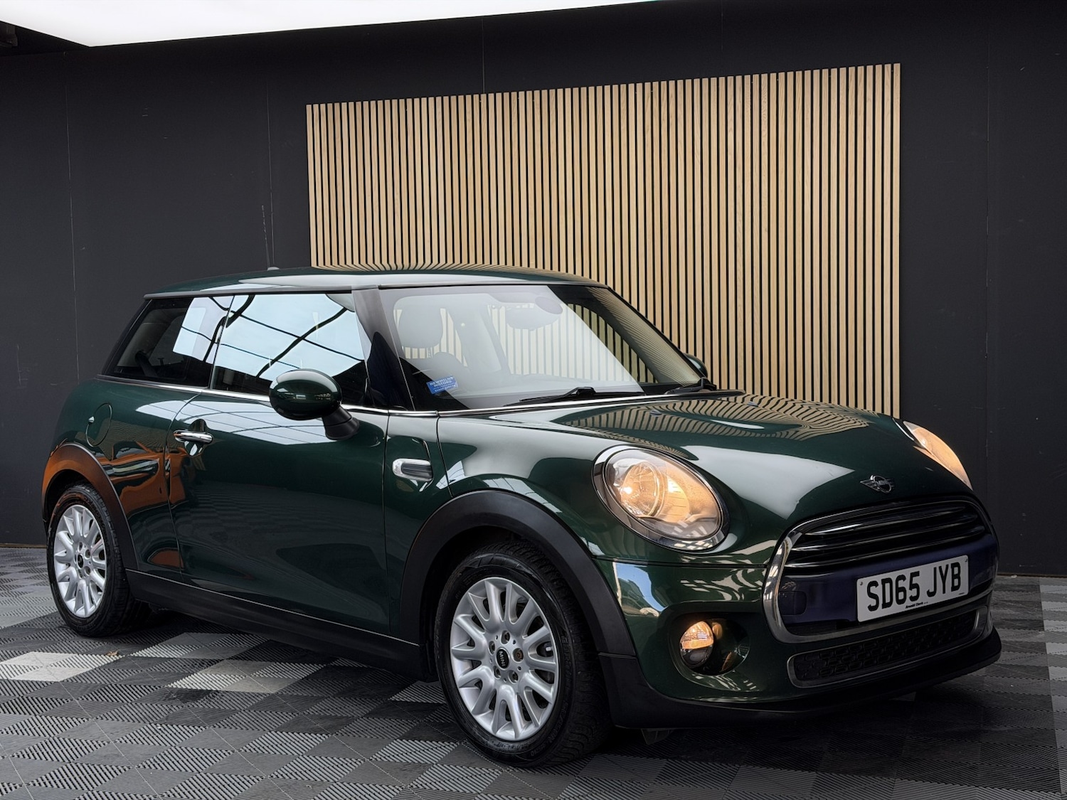 Used MINI Hatch 2015 for sale - 76656219: Photo 2
