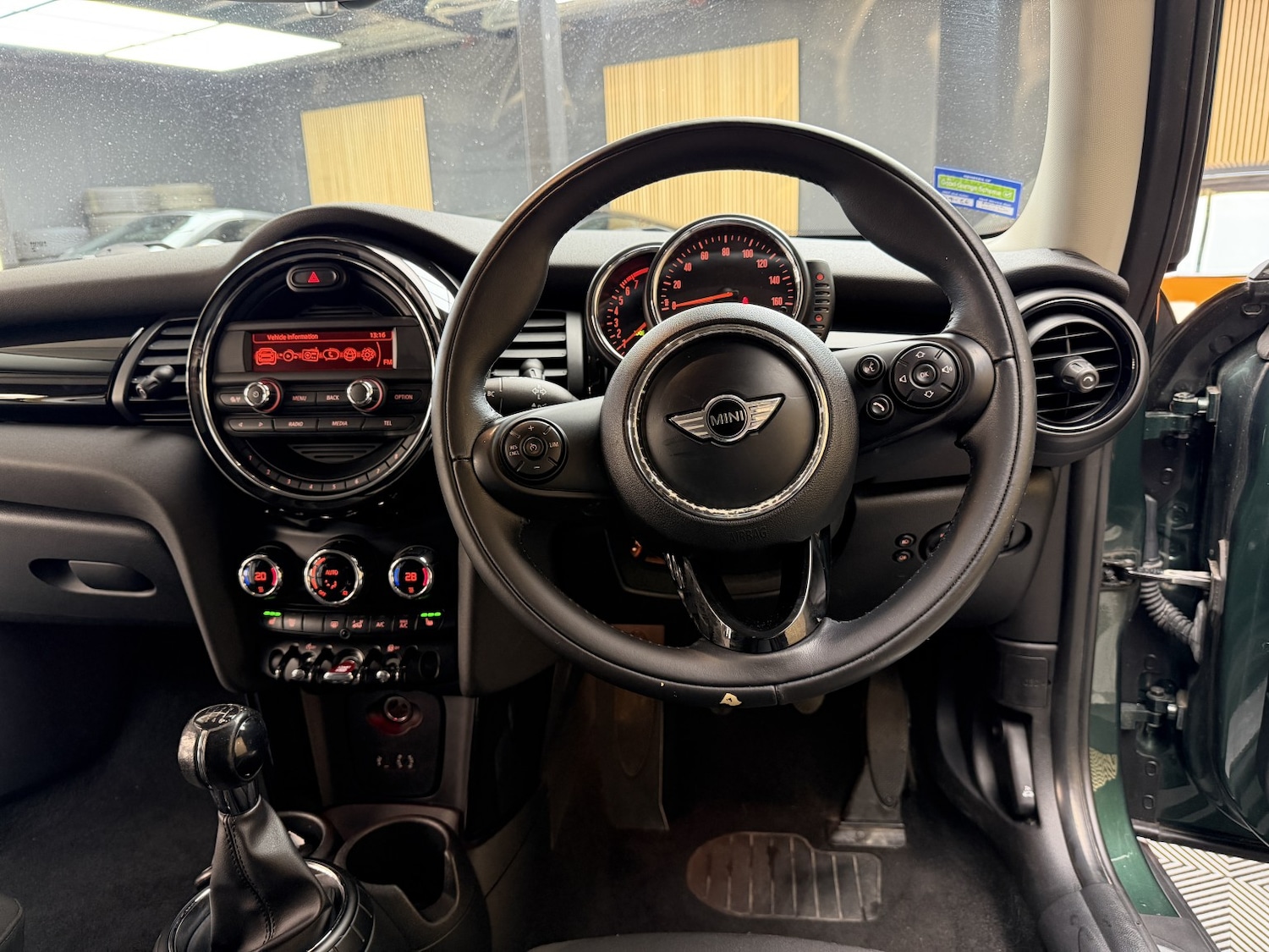 Used MINI Hatch 2015 for sale - 76656219: Photo 22