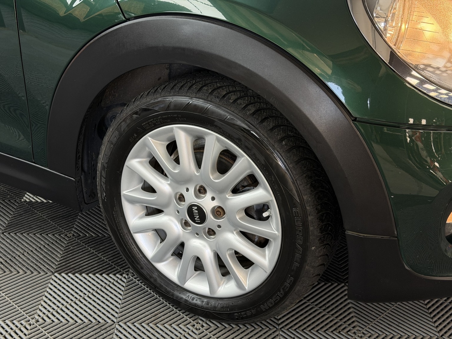 Used MINI Hatch 2015 for sale - 76656219: Photo 4