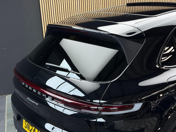 Used Porsche Cayenne 2024 for sale - 76329762: Photo 16