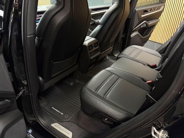 Used Porsche Cayenne 2024 for sale - 76329762: Photo 35