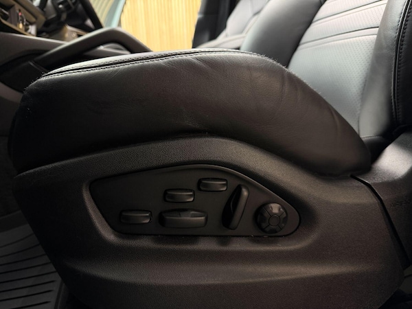 Used Porsche Cayenne 2024 for sale - 76329762: Photo 37
