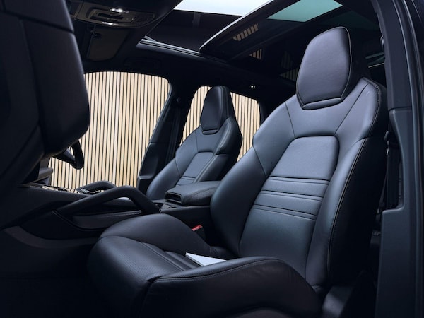 Used Porsche Cayenne 2024 for sale - 76329762: Photo 41