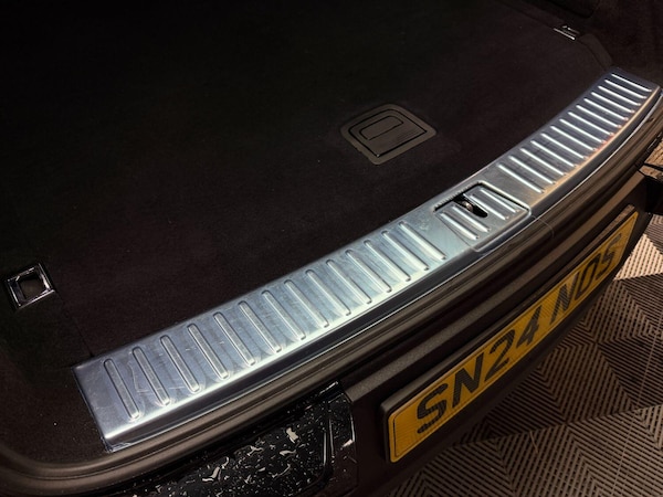 Used Porsche Cayenne 2024 for sale - 76329762: Photo 44