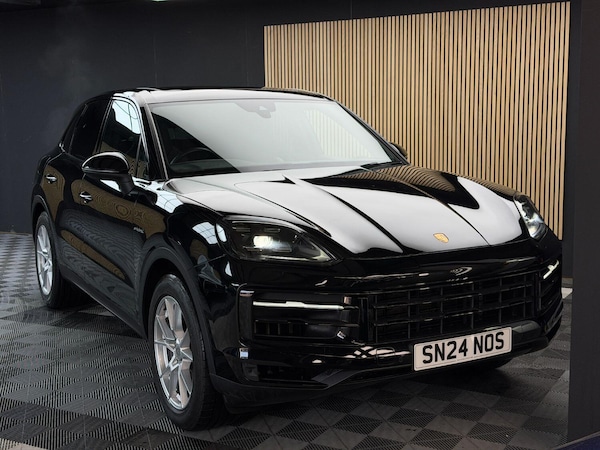 Used Porsche Cayenne 2024 for sale - 76329762: Photo 6