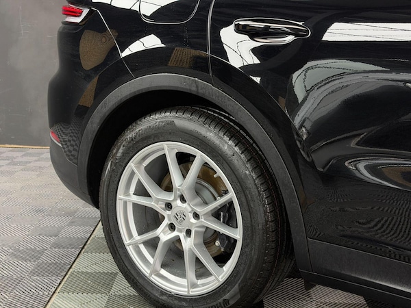 Used Porsche Cayenne 2024 for sale - 76329762: Photo 8
