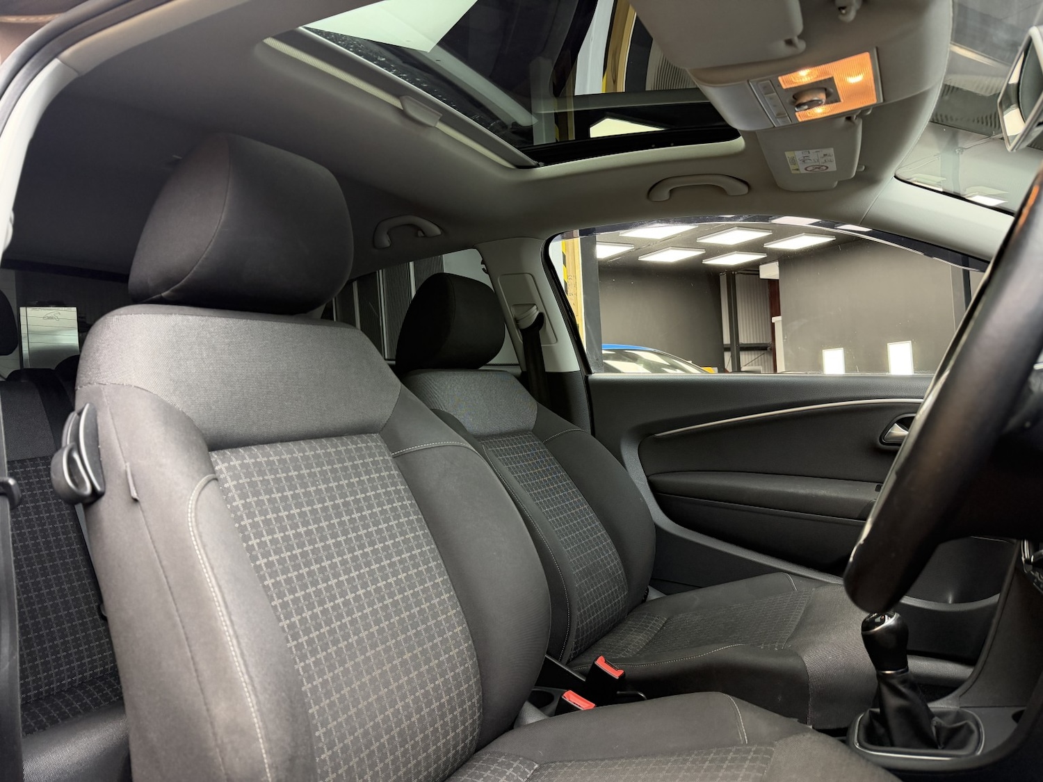 Used Volkswagen Polo 2016 for sale - 77370715: Photo 19