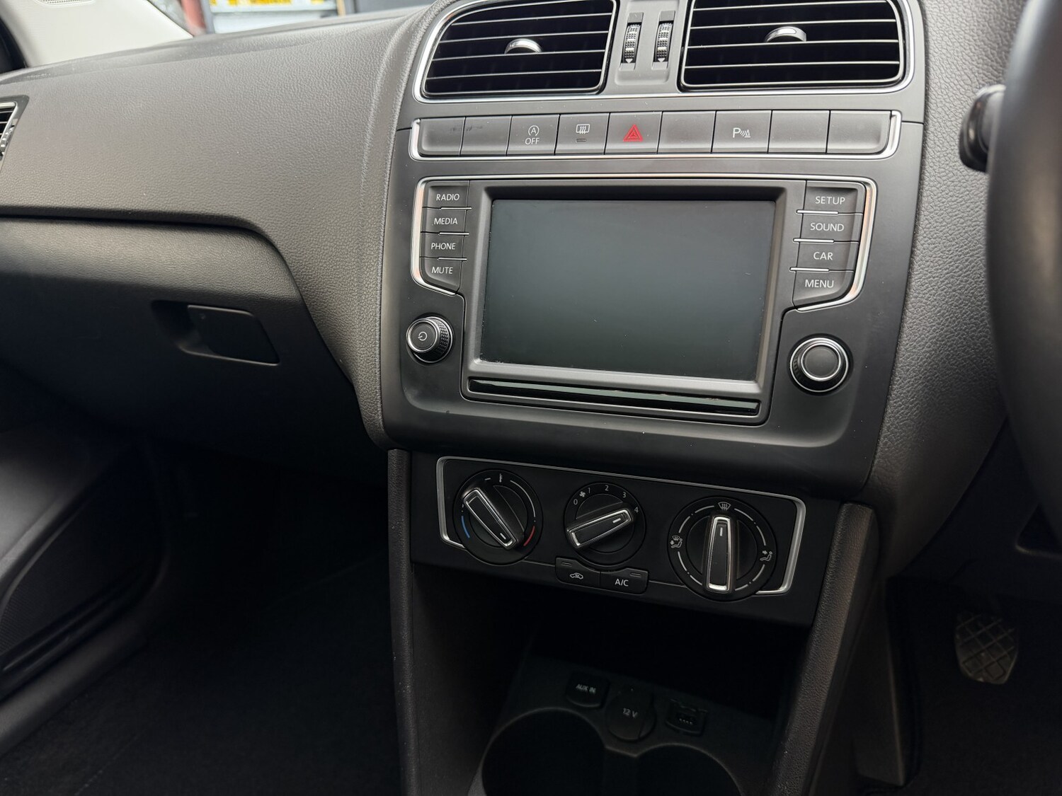 Used Volkswagen Polo 2016 for sale - 77370715: Photo 21