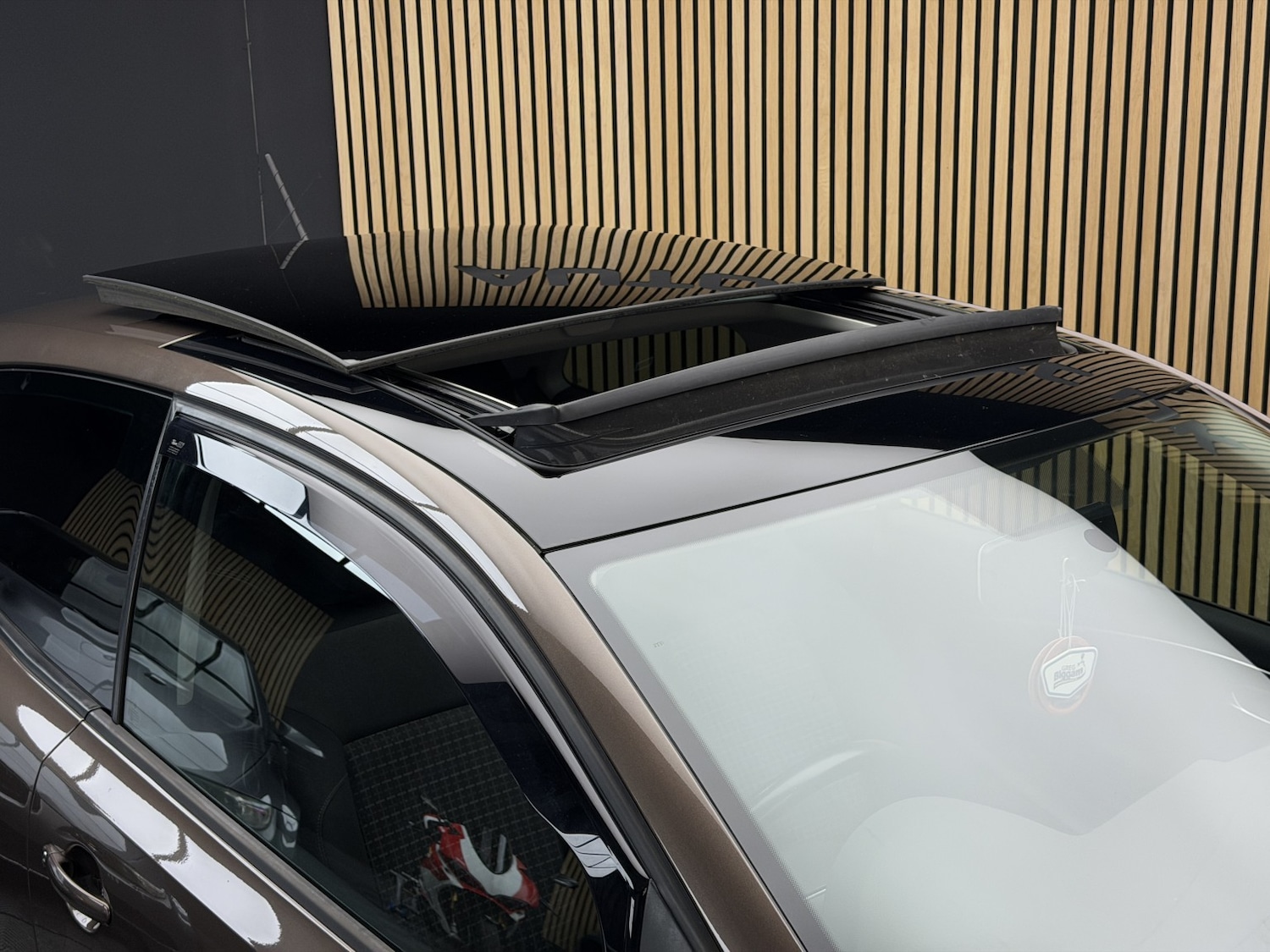 Used Volkswagen Polo 2016 for sale - 77370715: Photo 5