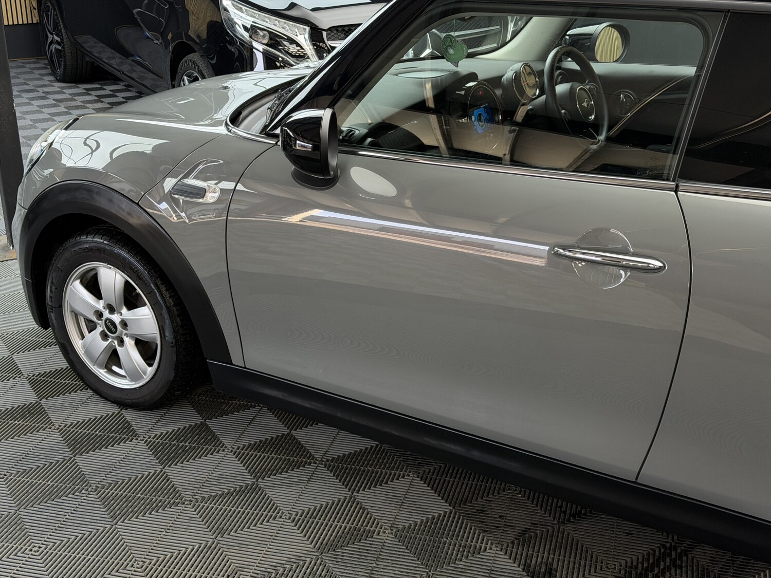 Used MINI Hatch 2020 for sale - 77584468: Photo 13