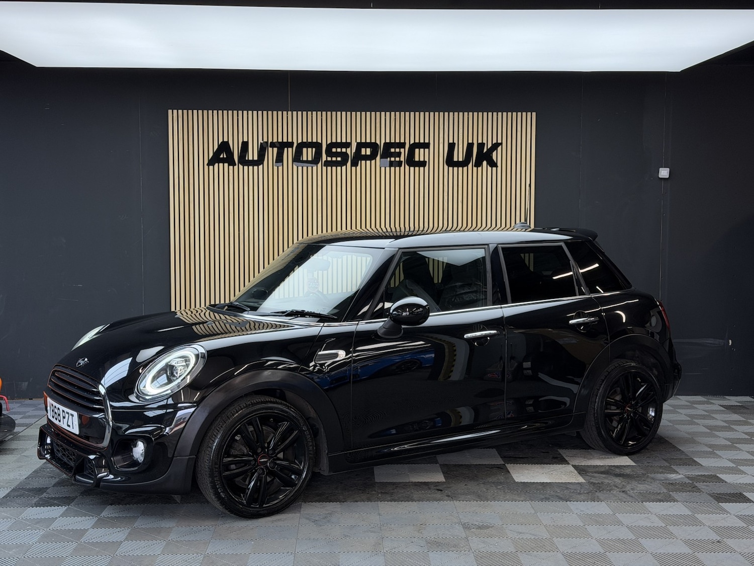 Used MINI Hatch 2018 for sale - 78018437: Photo 10