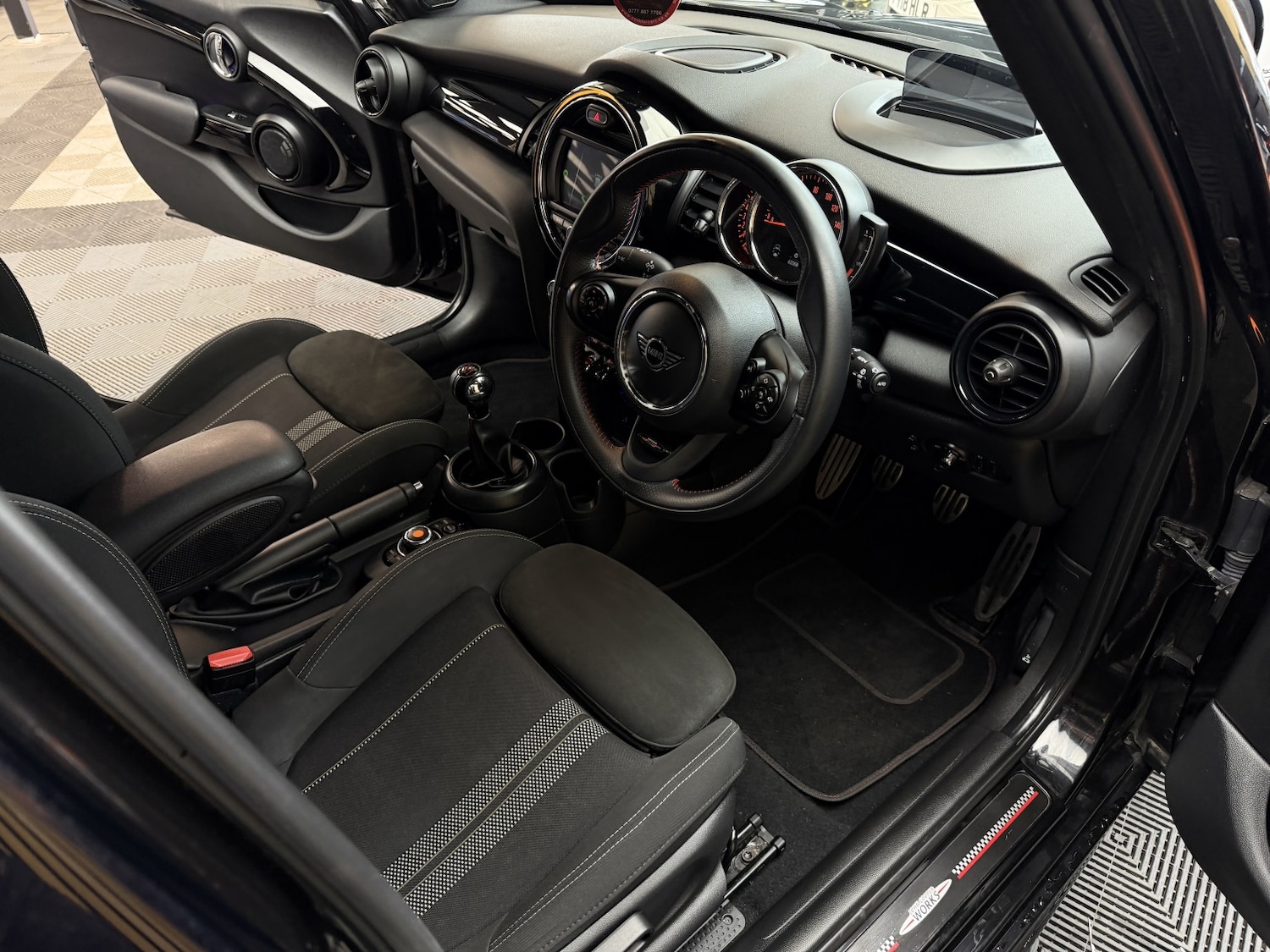 Used MINI Hatch 2018 for sale - 78018437: Photo 14