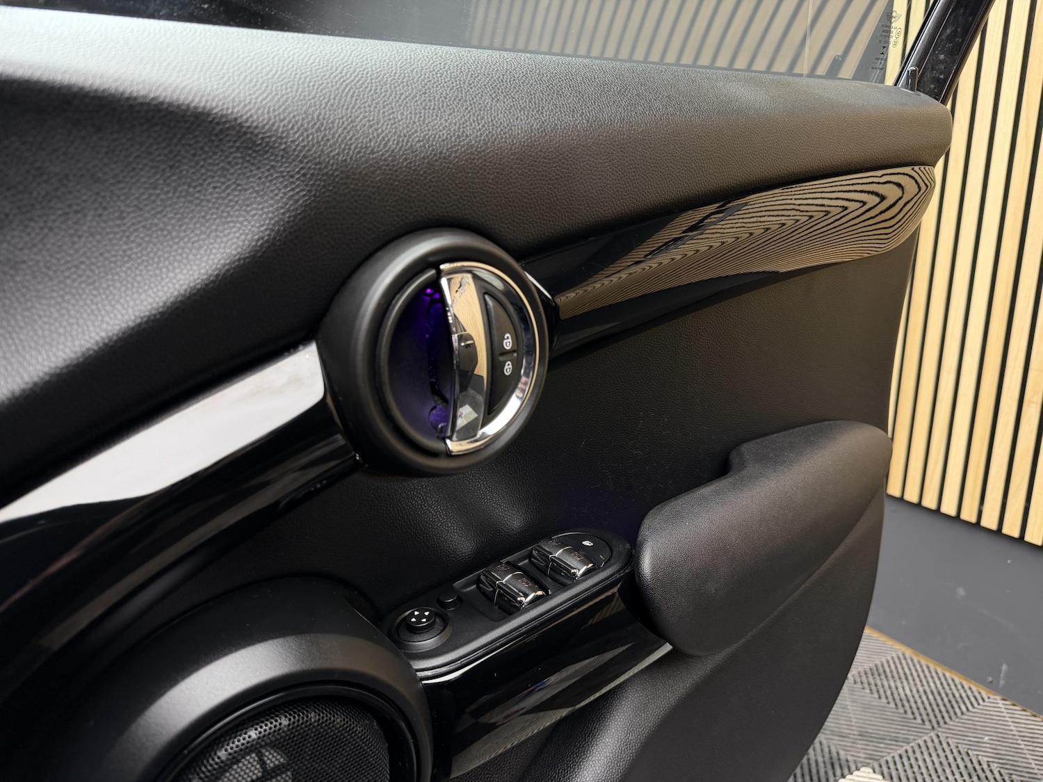 Used MINI Hatch 2018 for sale - 78018437: Photo 22