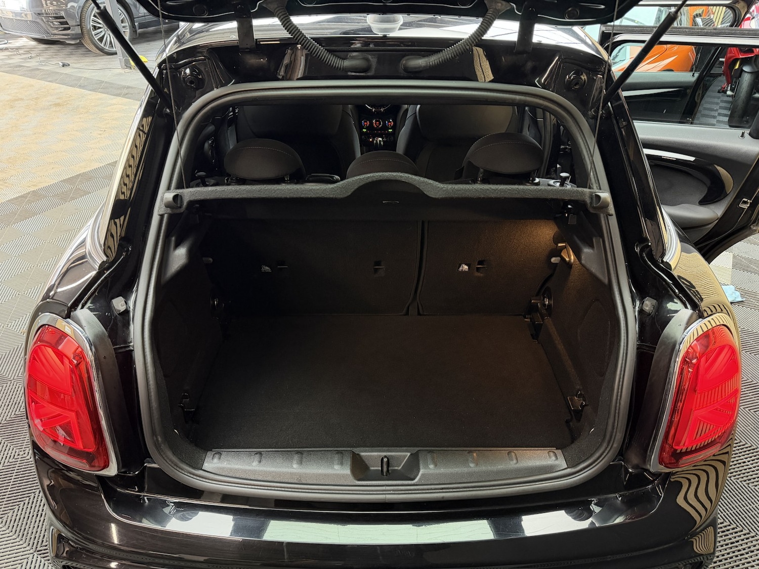 Used MINI Hatch 2018 for sale - 78018437: Photo 26