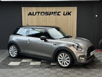 Used MINI Hatch 2019 for sale - 78155452: Photo