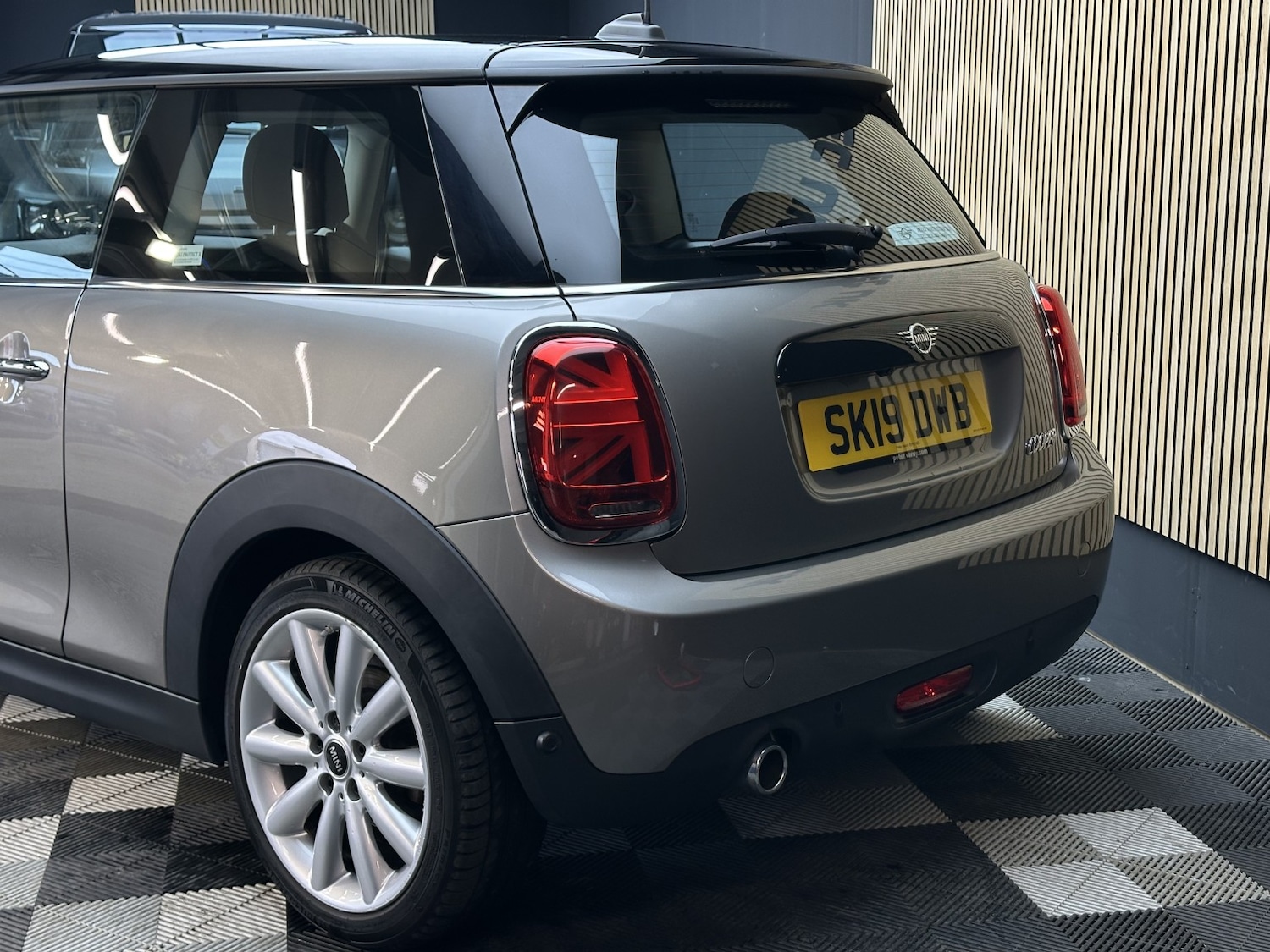 Used MINI Hatch 2019 for sale - 78155452: Photo 32