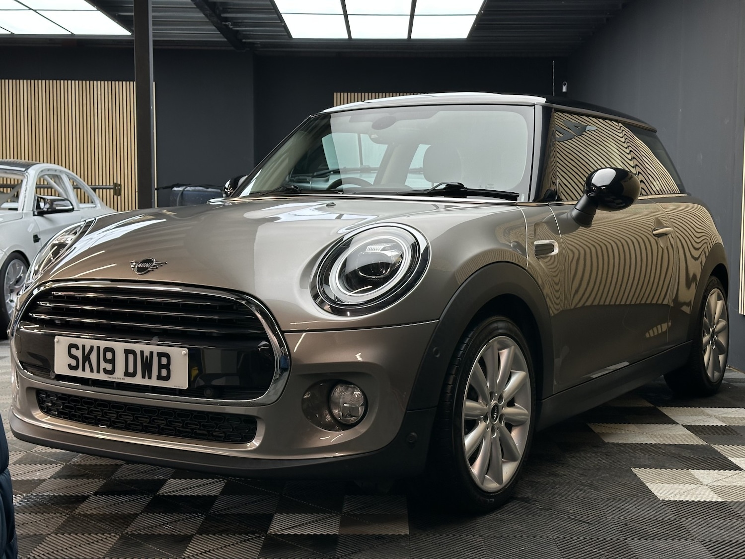 Used MINI Hatch 2019 for sale - 78155452: Photo 4