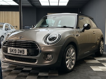 Used MINI Hatch 2019 for sale - 78155452: Photo