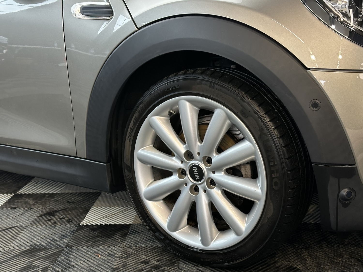 Used MINI Hatch 2019 for sale - 78155452: Photo 6