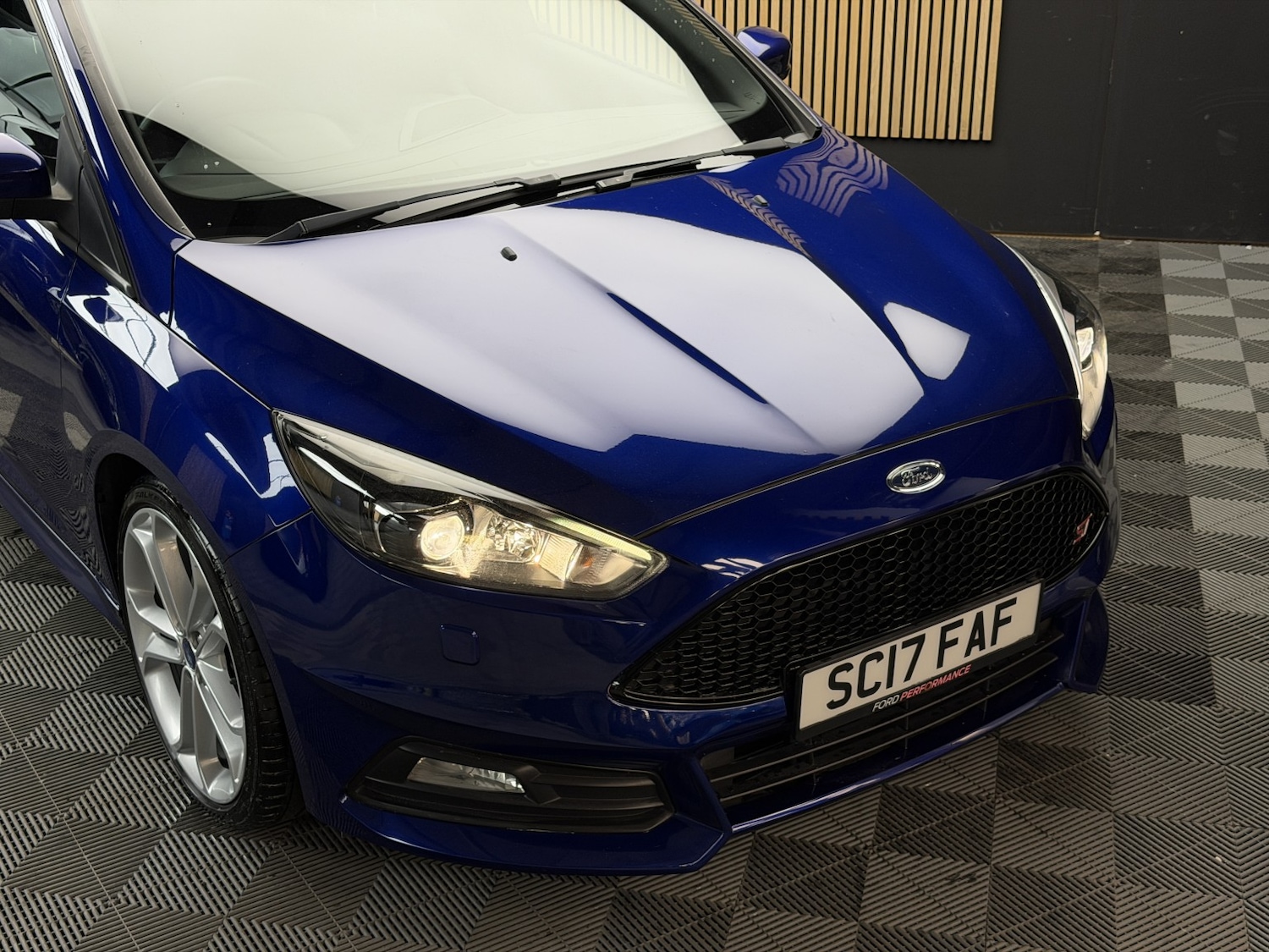 Used Ford Focus 2017 for sale - 77735813: Photo 3