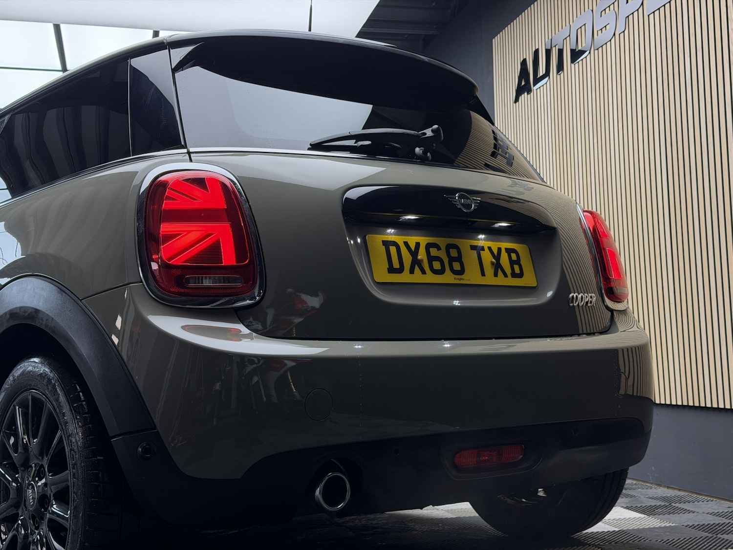 Used MINI Hatch 2018 for sale - 76836994: Photo 15