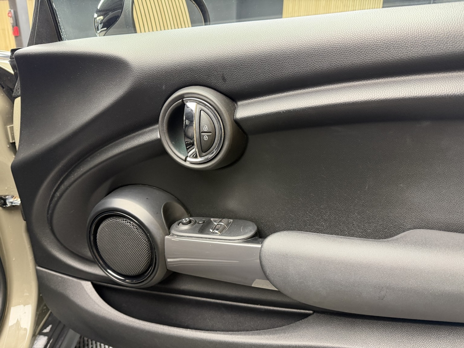 Used MINI Hatch 2018 for sale - 76836994: Photo 19