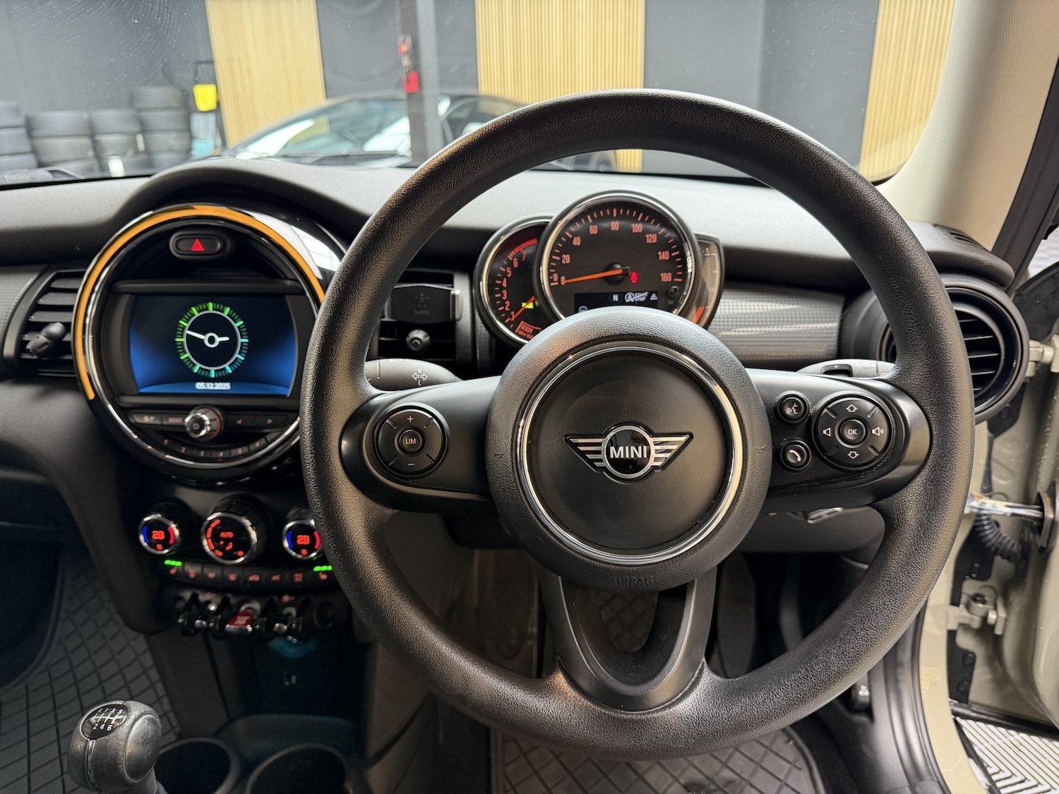 Used MINI Hatch 2018 for sale - 76836994: Photo 21