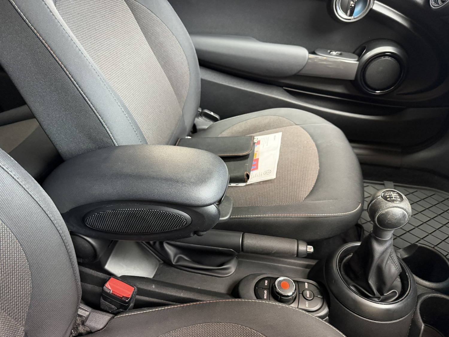 Used MINI Hatch 2018 for sale - 76836994: Photo 23