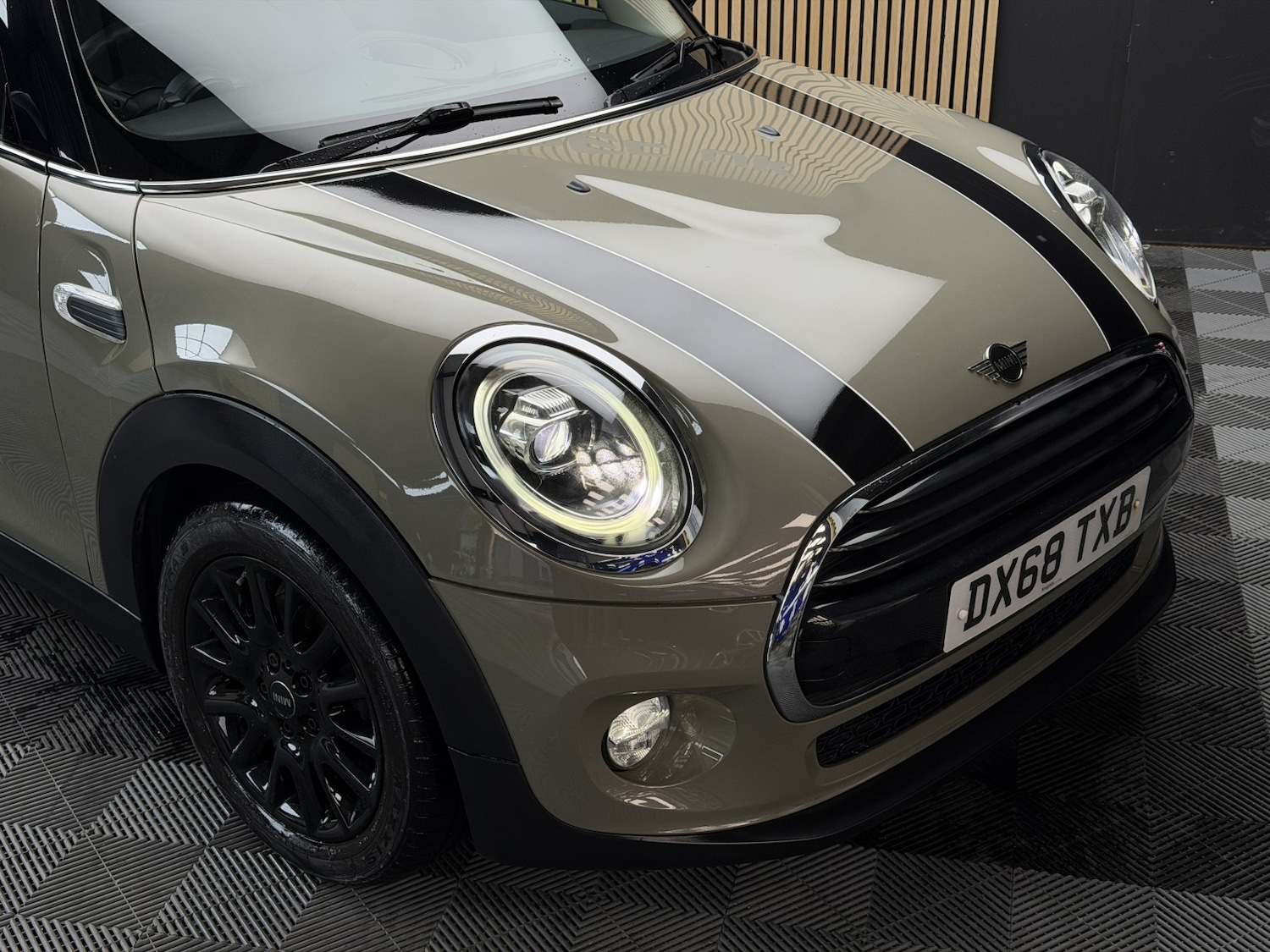 Used MINI Hatch 2018 for sale - 76836994: Photo 3